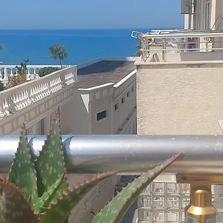 Sea View Lu-era Golem With Elevator Durrës