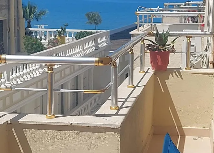 Sea View Lu-era Golem With Elevator