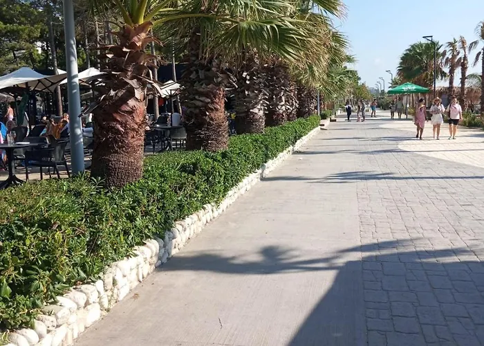 Sea View Lu-era Golem With Elevator * Durrës